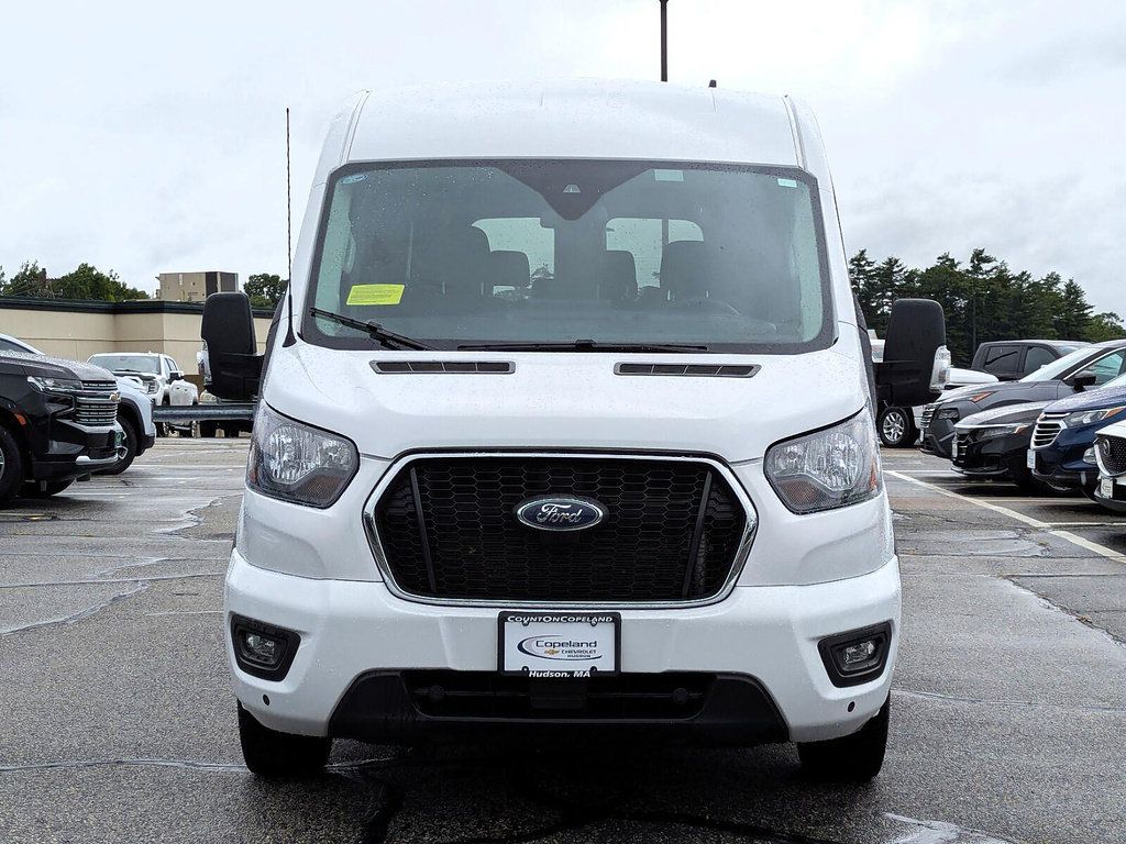 Used 2024 Ford Transit 350 XLT RWD image 3