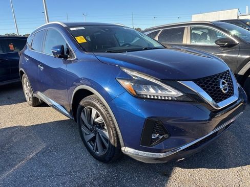 Used 2020 Nissan Murano SL w/ Moonroof Package image 3