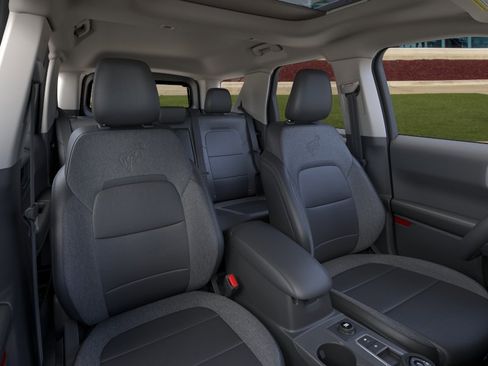 Used 2025 Ford Bronco Sport Big Bend w/ Convenience Package image 10