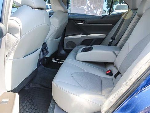 Used 2023 Toyota Camry XSE image 14