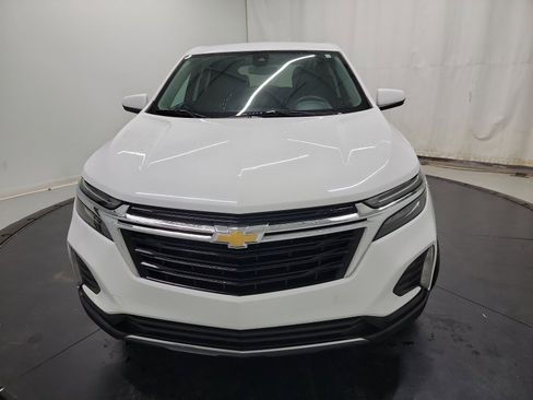 Used 2022 Chevrolet Equinox LT AWD/4WD image 2