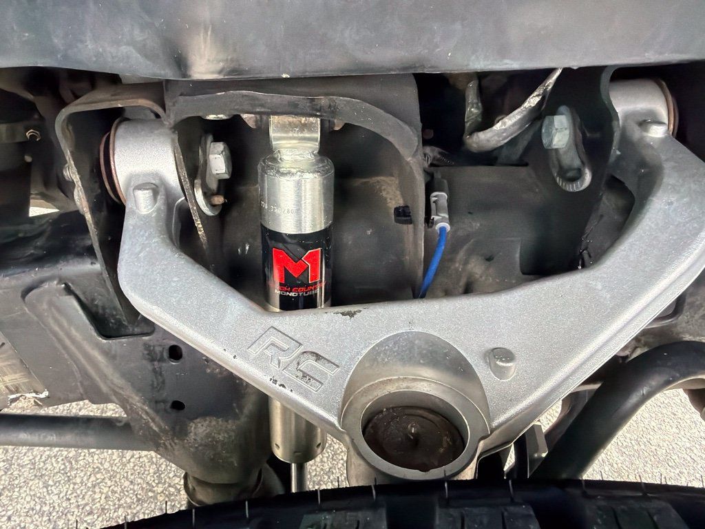 Used 2013 GMC Sierra 2500 SLE AWD/4WD image 4