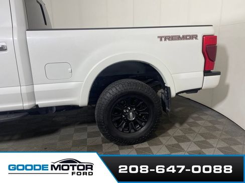 Certified 2021 Ford F250 Platinum w/ Tremor Off-Road Package AWD/4WD image 5