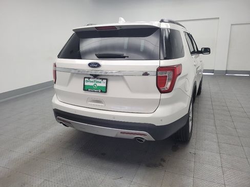 Used 2016 Ford Explorer XLT AWD/4WD image 7