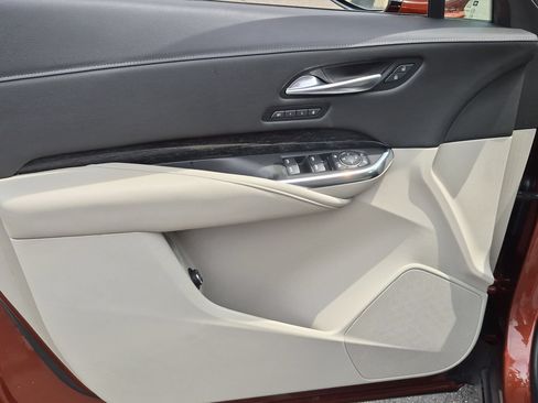 Certified 2021 Cadillac XT4 Premium Luxury w/ Cold Weather Package FWD image 20