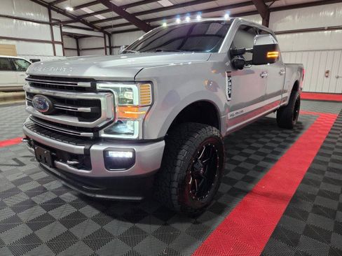 Used 2020 Ford F350 Platinum w/ FX4 Off-Road Package image 20