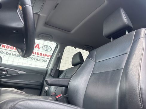 Used 2022 Honda Pilot Special Edition image 10
