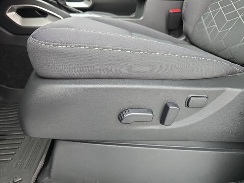 New 2026 Nissan Frontier SV w/ Tow Package image 28