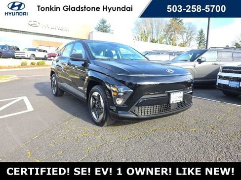 Certified 2024 Hyundai Kona SE image 1