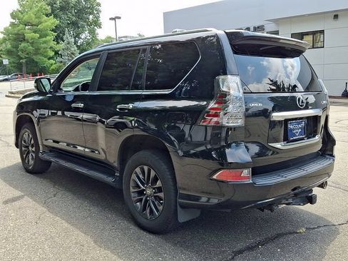 Certified 2023 Lexus GX 460 Premium w/ Premium Package AWD/4WD image 4