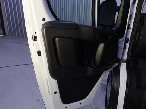 Used 2023 RAM ProMaster 2500 w/ Driver Convenience Group image 21