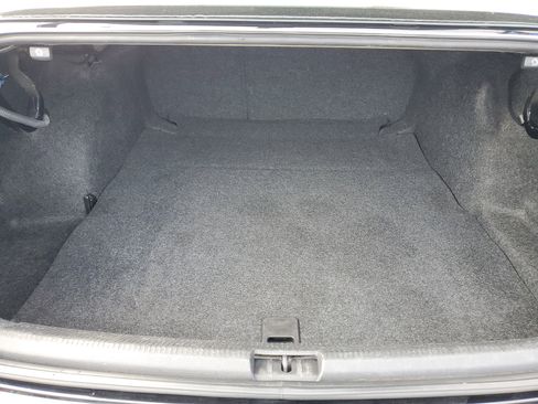 Used 2017 Volkswagen Passat 1.8T R-Line image 34