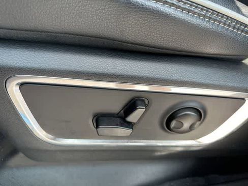 Used 2026 RAM 1500 Laramie w/ Sport Appearance Package AWD/4WD image 8