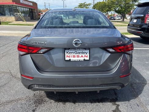 Used 2022 Nissan Sentra SV image 6