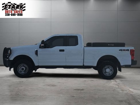 Used 2017 Ford F250 XL w/ Power Equipment Group image 2