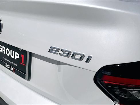 Used 2025 BMW 230i Coupe RWD image 8