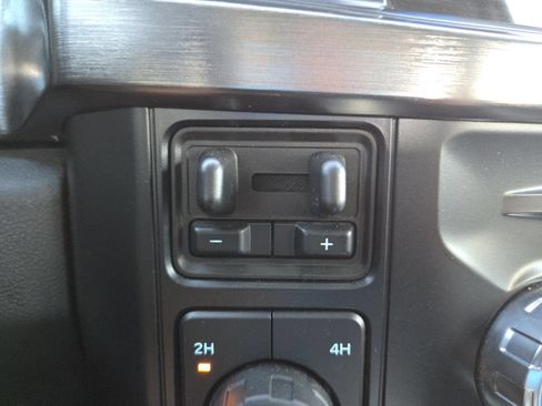 Used 2024 Ford F250 Lariat w/ Chrome Package AWD/4WD image 13