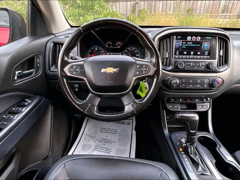Used 2015 Chevrolet Colorado Z71 AWD/4WD image 5