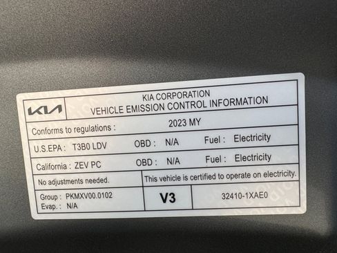 Used 2023 Kia EV6 Wind RWD image 22