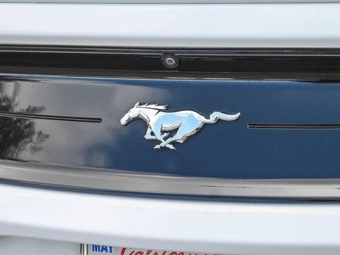 Used 2020 Ford Mustang Premium image 12