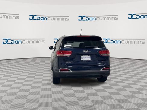 Used 2017 Kia Sorento AWD image 7