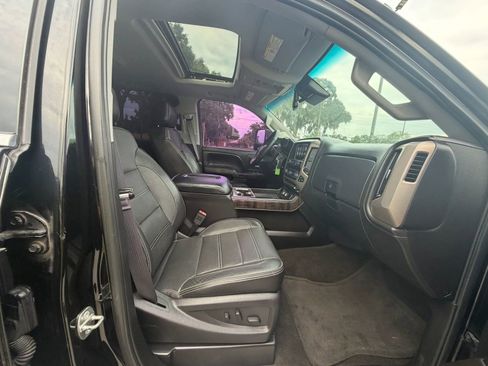 Used 2016 GMC Sierra 2500 Denali w/ Duramax Plus Package AWD/4WD image 16