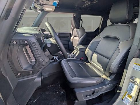 New 2025 Ford Bronco Outer Banks image 4