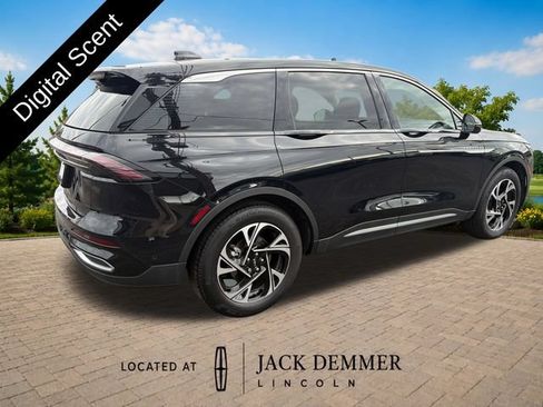 Used 2024 Lincoln Nautilus Premier w/ Equipment Group 102A AWD/4WD image 7