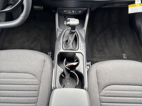 New 2025 Kia K4 EX image 12