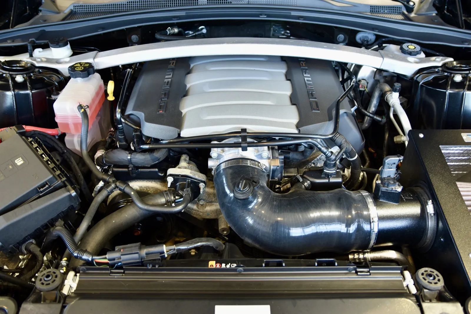 Used 2023 Chevrolet Camaro SS RWD image 27