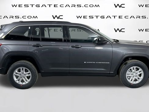 New 2025 Jeep Grand Cherokee Laredo image 50