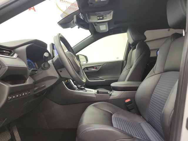 Used 2023 Toyota RAV4 XSE AWD/4WD image 15