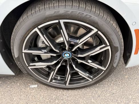 Used 2023 BMW i4 eDrive40 w/ M Sport Package RWD image 4