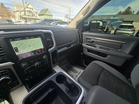 Used 2018 RAM 1500 Big Horn image 12