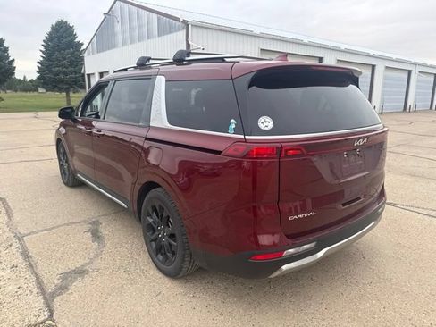 Used 2023 Kia Carnival SX FWD image 9