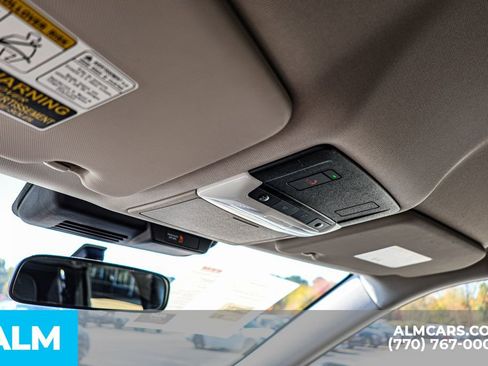 Used 2024 Mitsubishi Outlander SE image 62