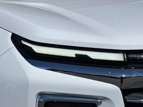 New 2026 Chevrolet Traverse LT w/ Driver Confidence Package image 36