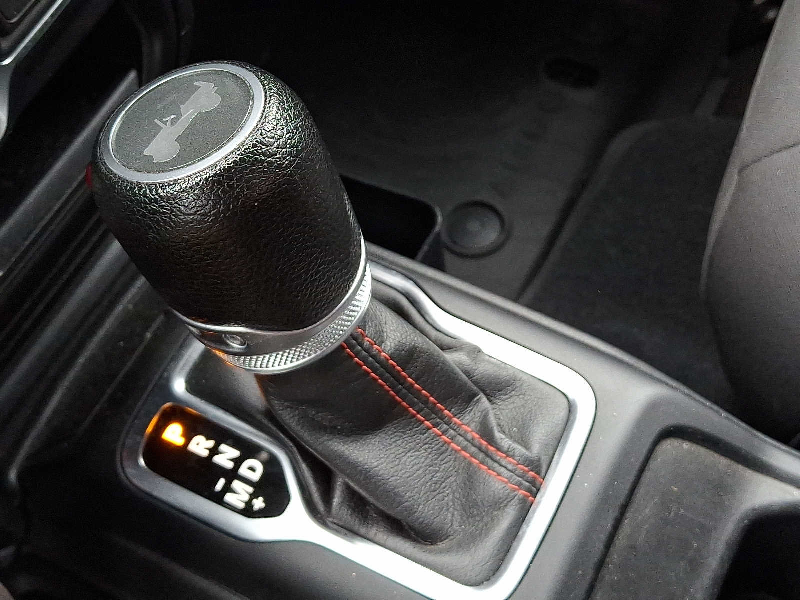 Used 2022 Jeep Wrangler Unlimited Rubicon w/ Cold Weather Group AWD/4WD image 14