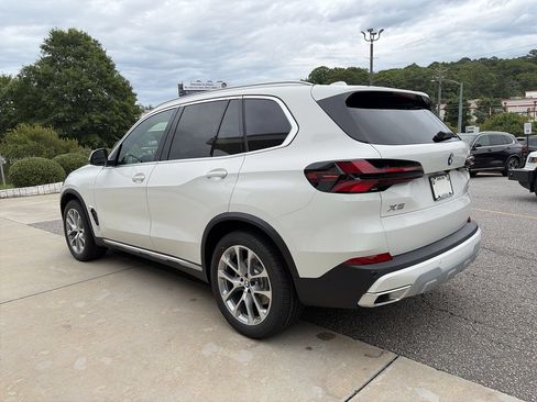 Used 2026 BMW X5 sDrive40i w/ Premium Package RWD image 6