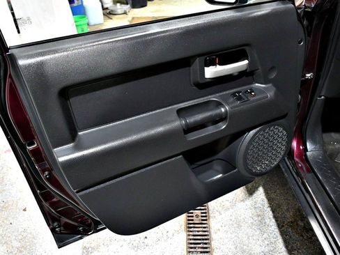 Used 2007 Toyota FJ Cruiser 2WD image 31