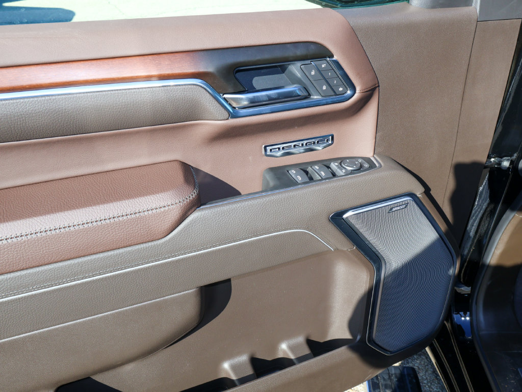 New 2026 GMC Sierra 1500 Denali w/ Denali Reserve Package AWD/4WD image 10