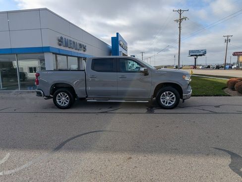 Certified 2024 Chevrolet Silverado 1500 LT image 3