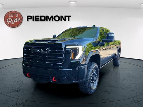 Used 2026 GMC Sierra 2500 AT4X w/ LPO, Black Badging Package AWD/4WD image 1