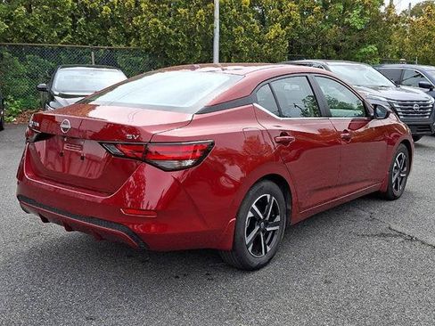 Certified 2024 Nissan Sentra SV FWD image 7