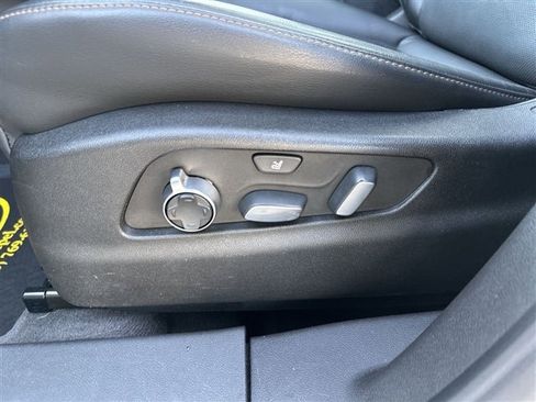 Certified 2023 Cadillac XT4 Sport image 12