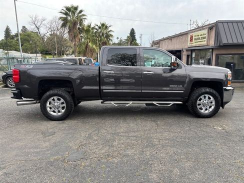 Used 2015 Chevrolet Silverado 3500 LTZ w/ Duramax Plus Package AWD/4WD image 8