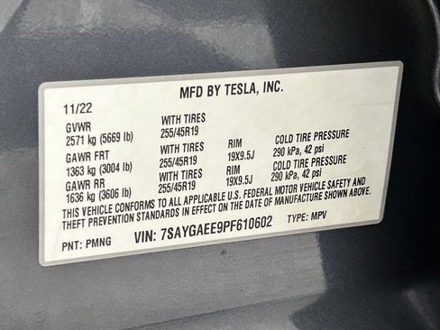 Used 2023 Tesla Model Y Long Range AWD/4WD image 21