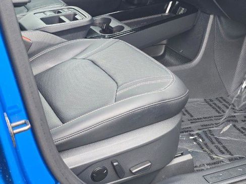 Certified 2025 Ford Mustang Mach-E Premium image 8