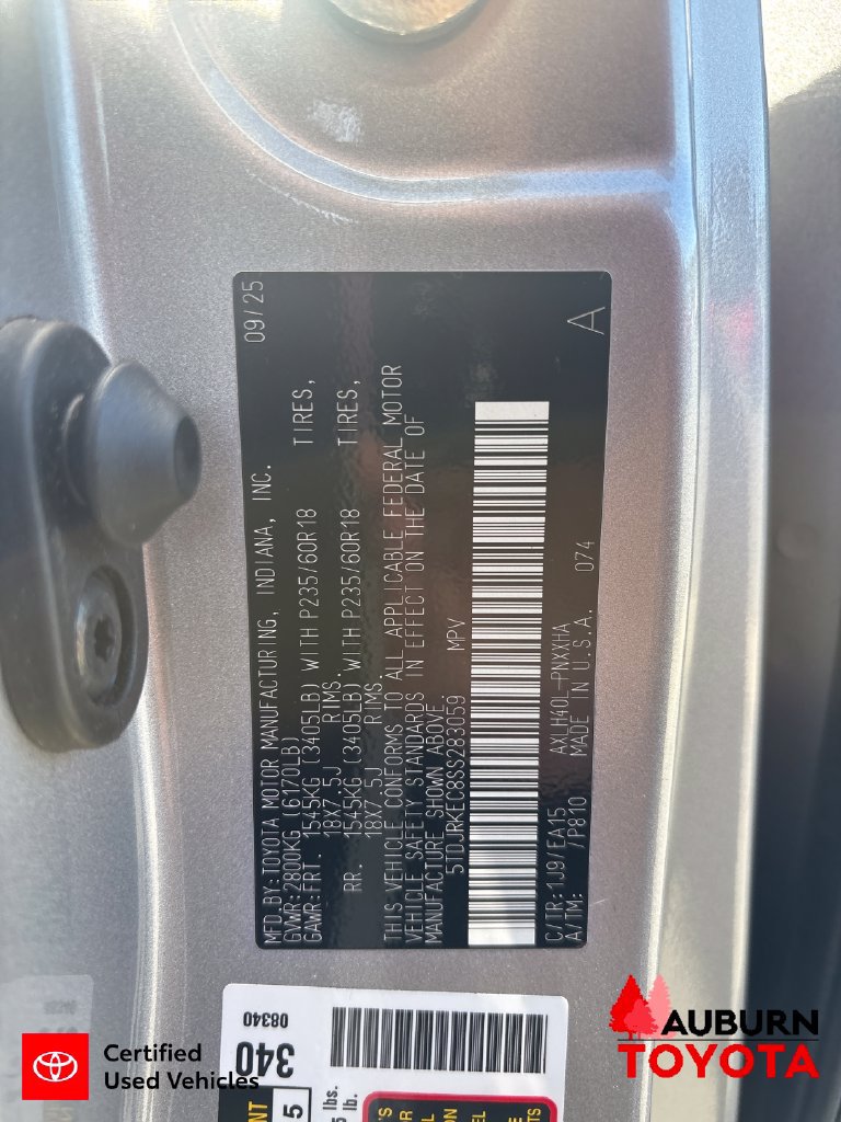 Certified 2025 Toyota Sienna XLE w/ XLE Plus Package FWD image 29