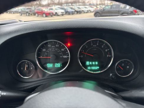 Used 2016 Jeep Wrangler Unlimited Sport image 13